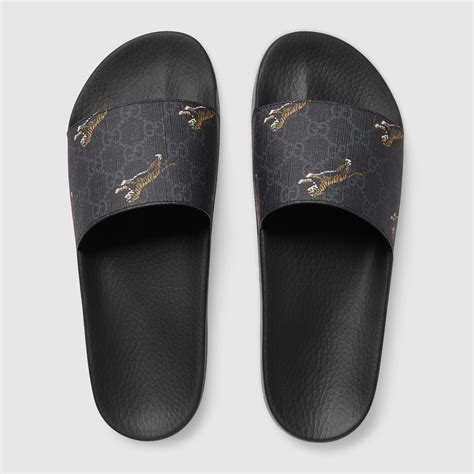 gucci tiger slide black.